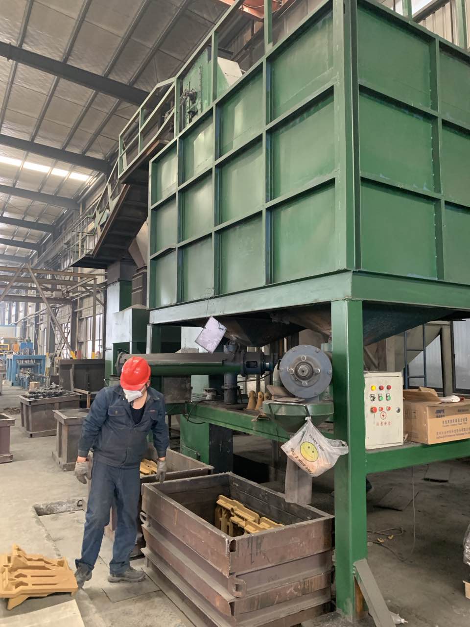 处理型砂时的固化剂起什么作用？