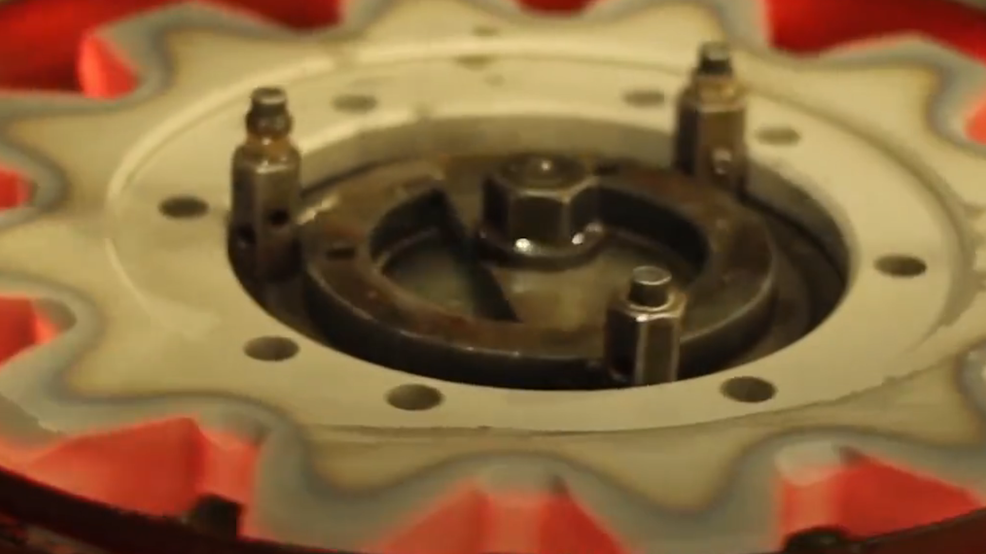 球墨铸铁会进行哪些热处理工序？